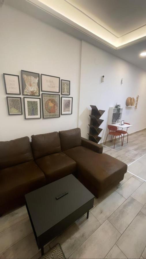 Apartamentos Jap Villaamil Madrid Kültér fotó